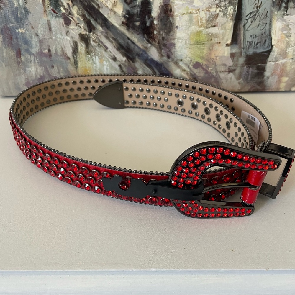 DNA Stud Stamped crocodile Leather Belt Red size M